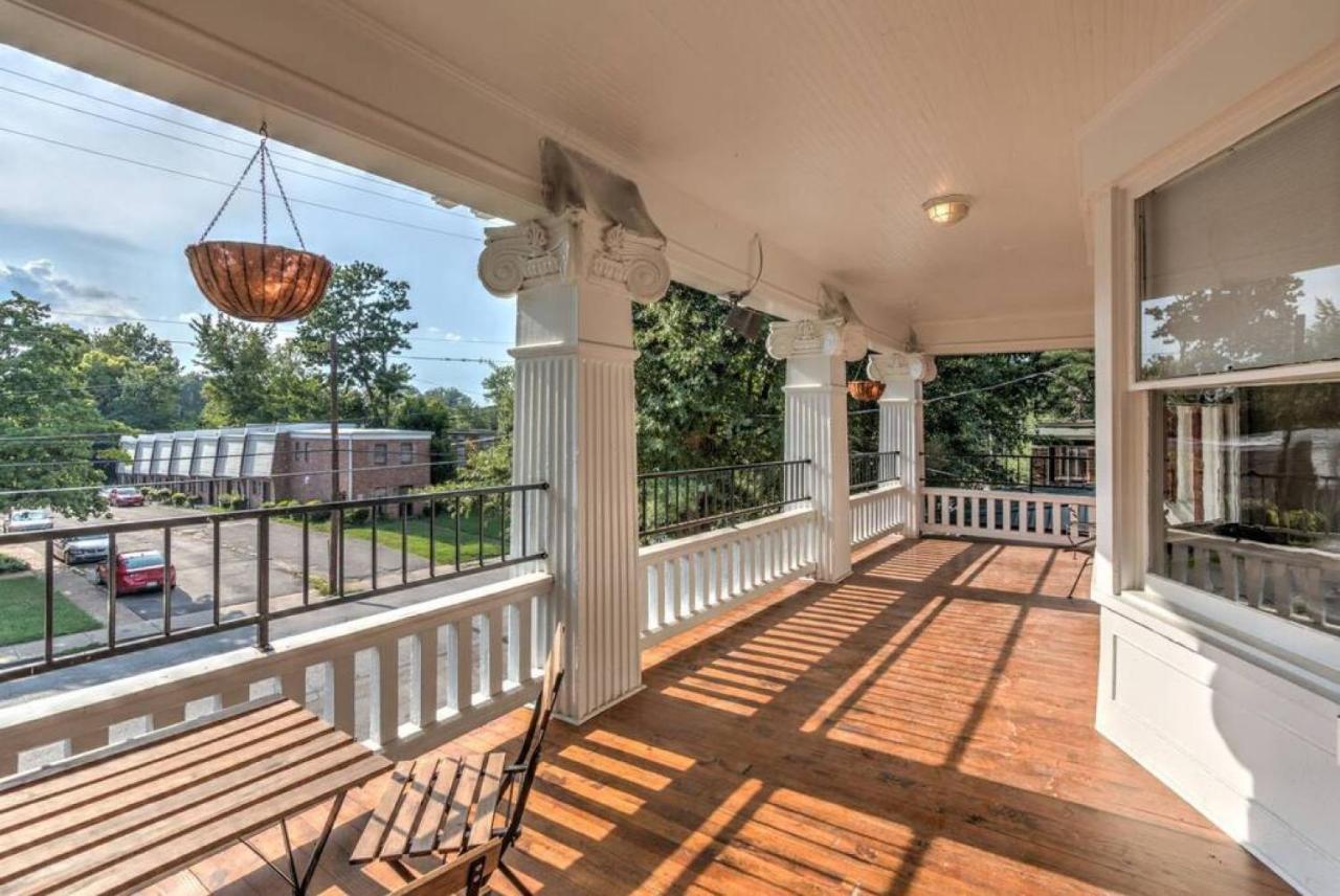Classic Woodwork And Details In 1912 Colonial Memphis Exterior photo